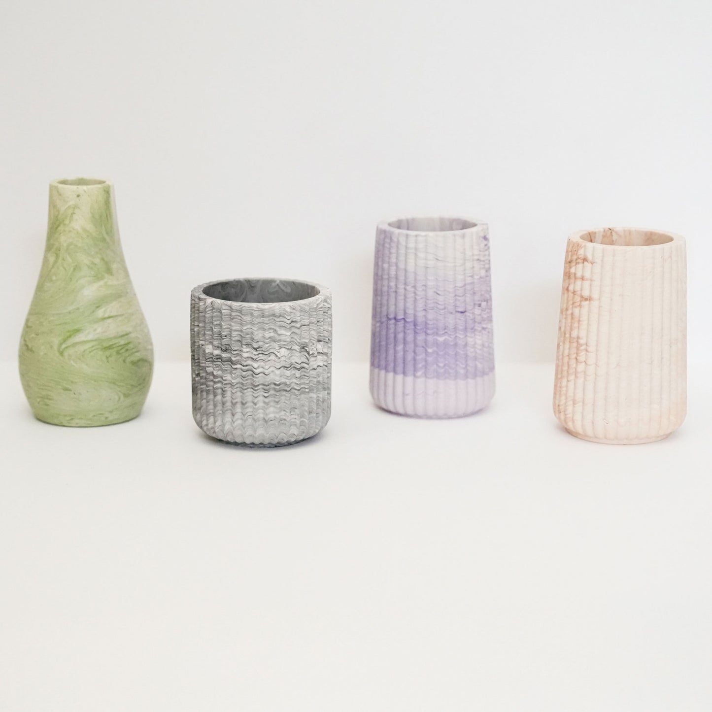 Tapered Ridged Pot