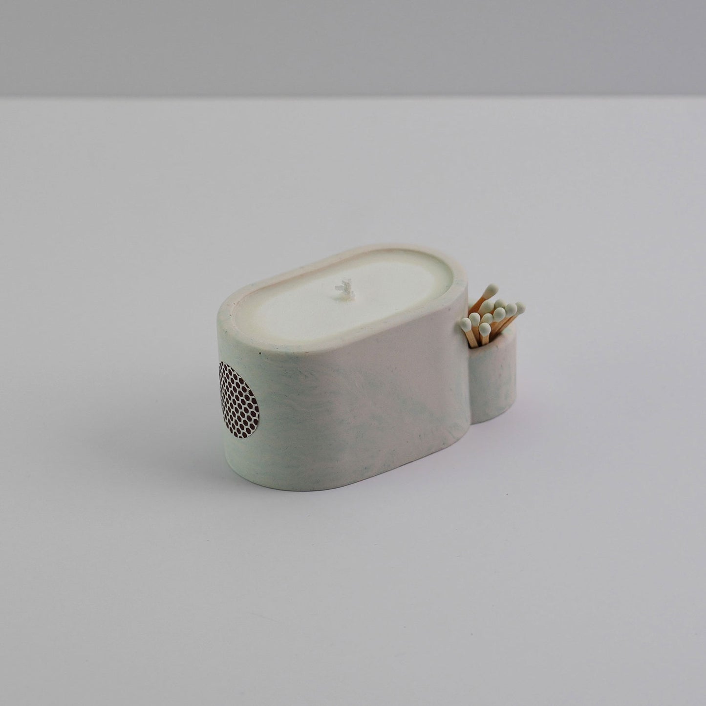Jesmonite candle pot with match holder in white