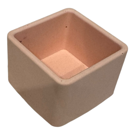 Square pot made from eco-friendly jesmonite
