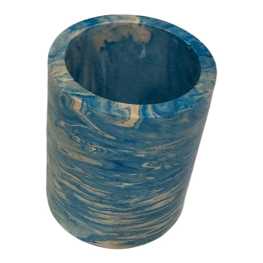 Blue jesmonite pot made from eco-friendly jesmonite