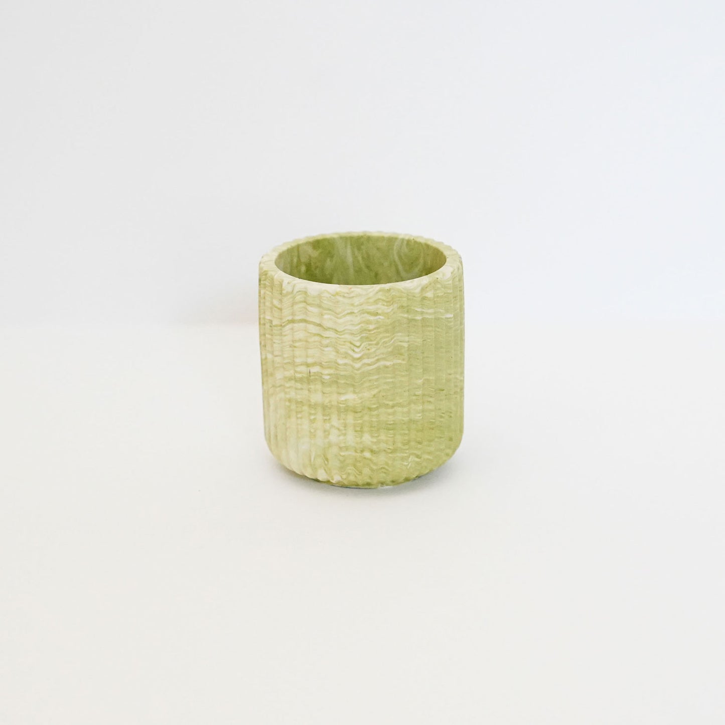 Ridged Pot