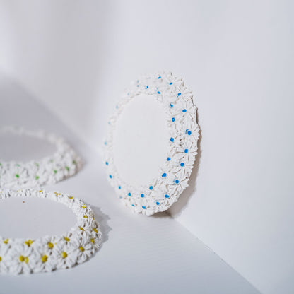 Daisy Candle Stand