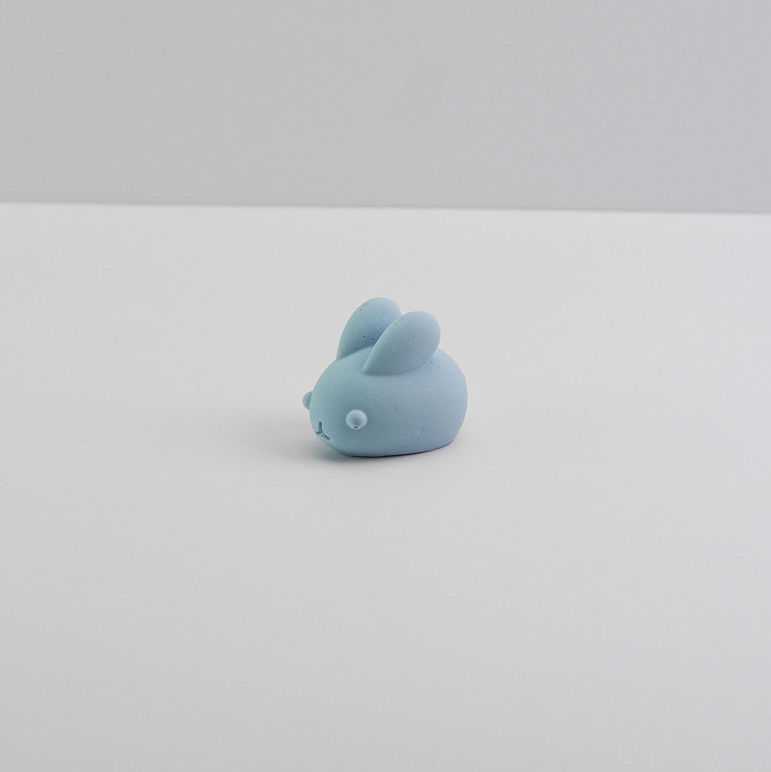 Jesmonite bunny ornament in blue