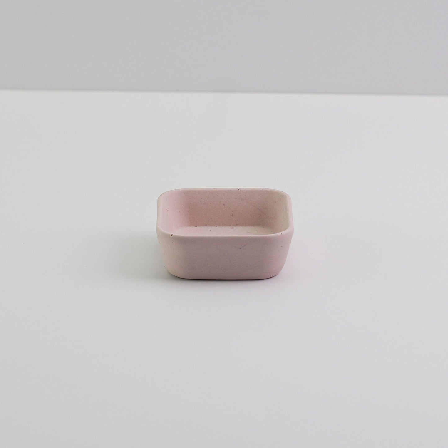Jesmonite mini bowl in pink