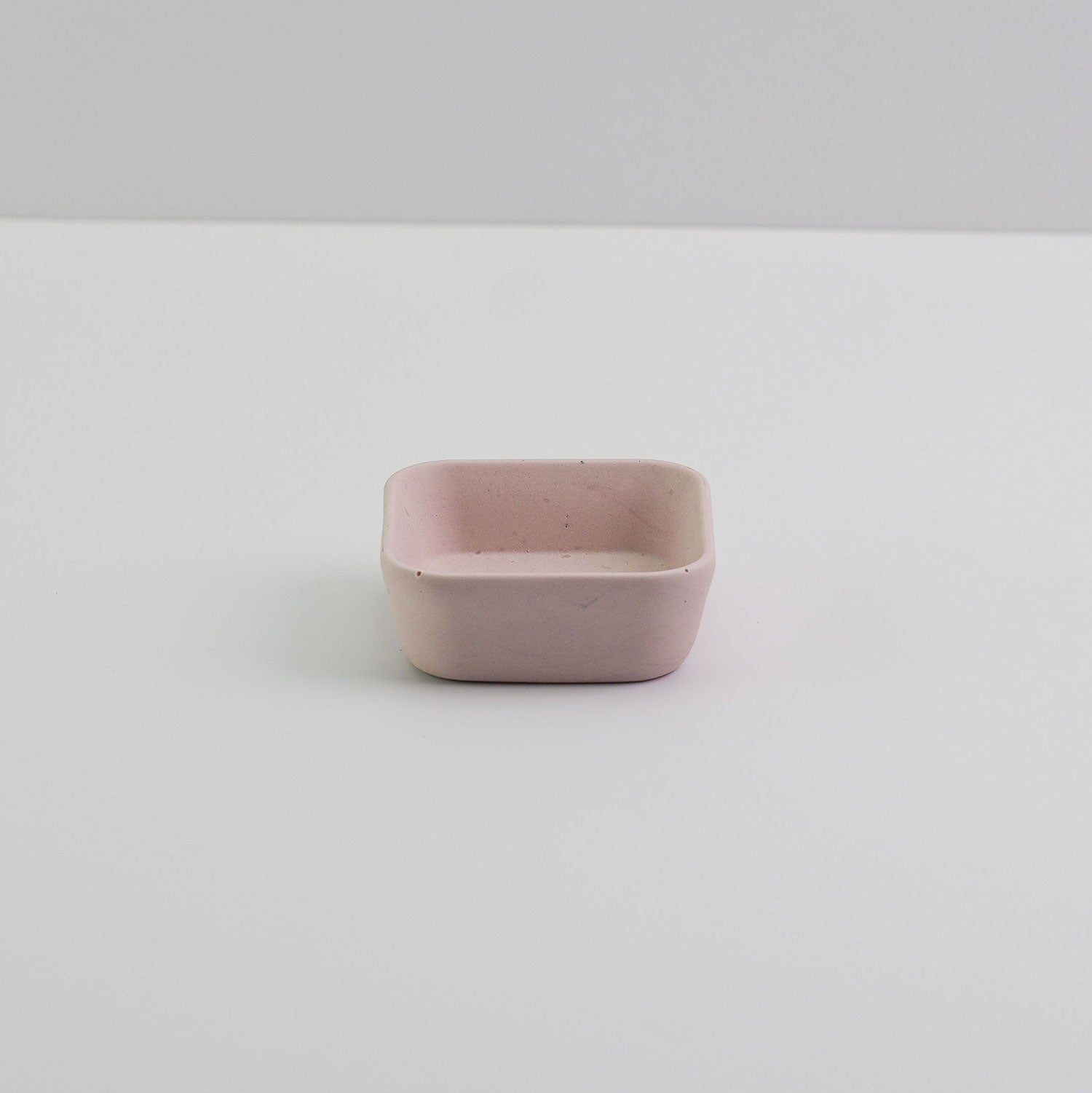 Jesmonite mini bowl in pink