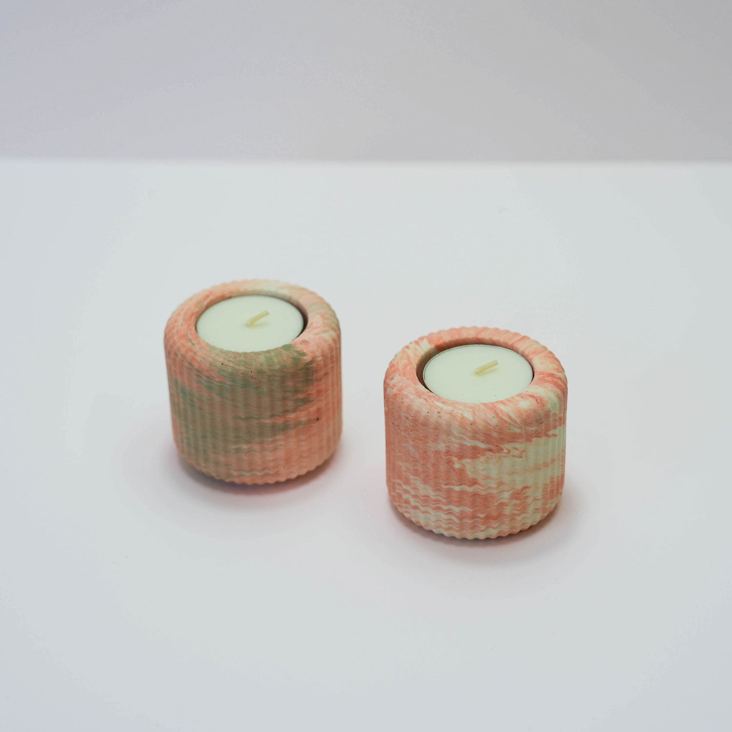 Jesmonite ridged tea light holders in red