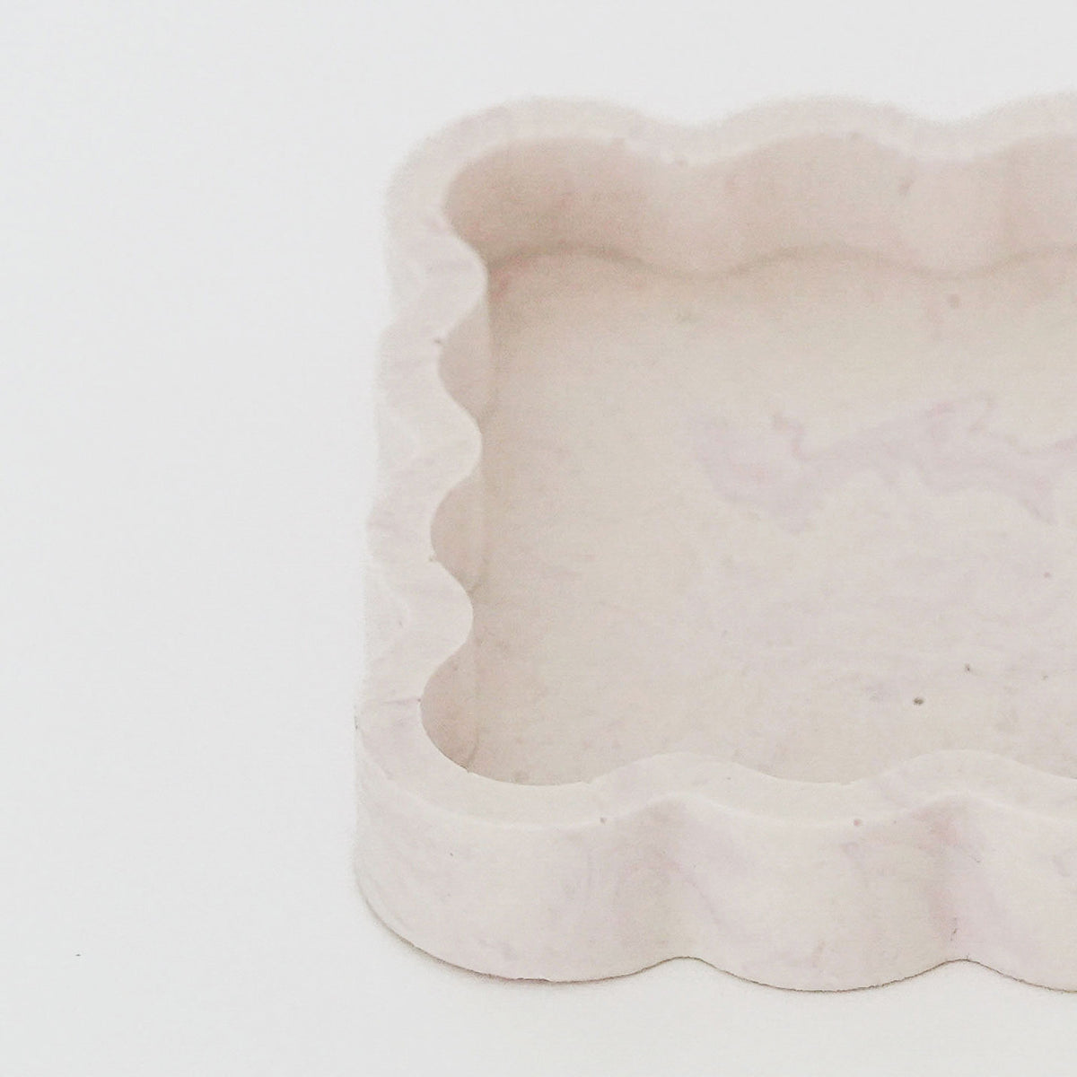 Wavy Edge Trinket Tray